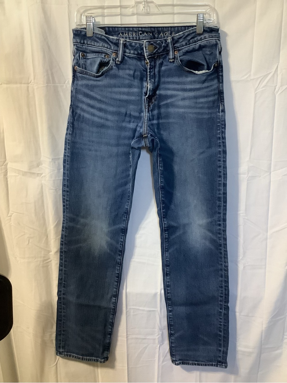 American Eagle Outfitters Slim Straight Faded Blue Jeans 30 x 30. Inseam 27.5